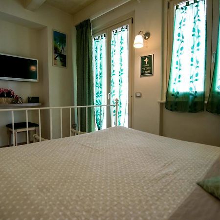 Il Piccolo Giglio Bed and Breakfast Porto SantʼElpidio Εξωτερικό φωτογραφία